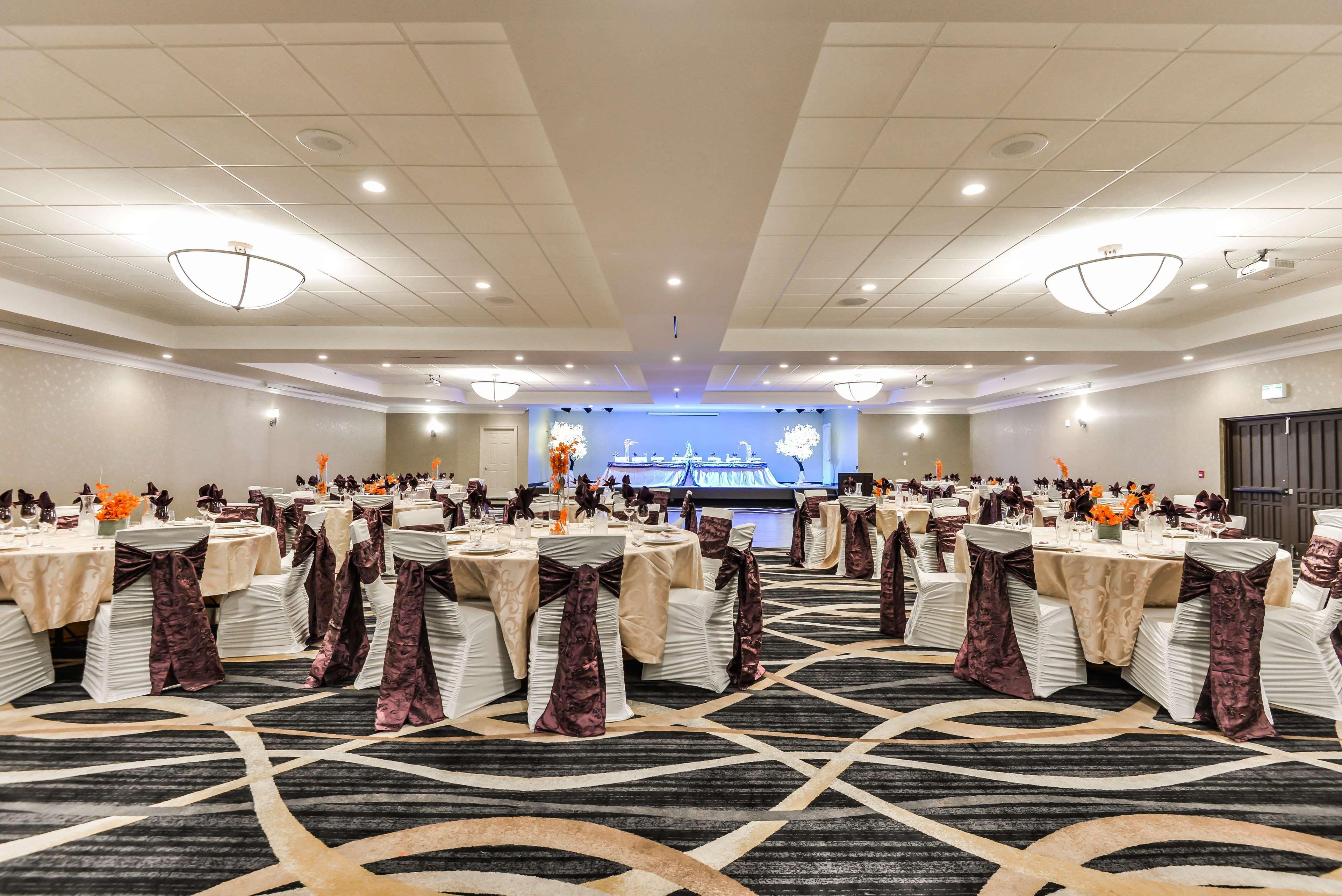 Best Western Plus Leamington Hotel & Conference Centre Exterior photo