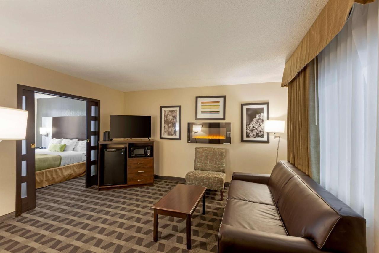 Best Western Plus Leamington Hotel & Conference Centre Exterior photo